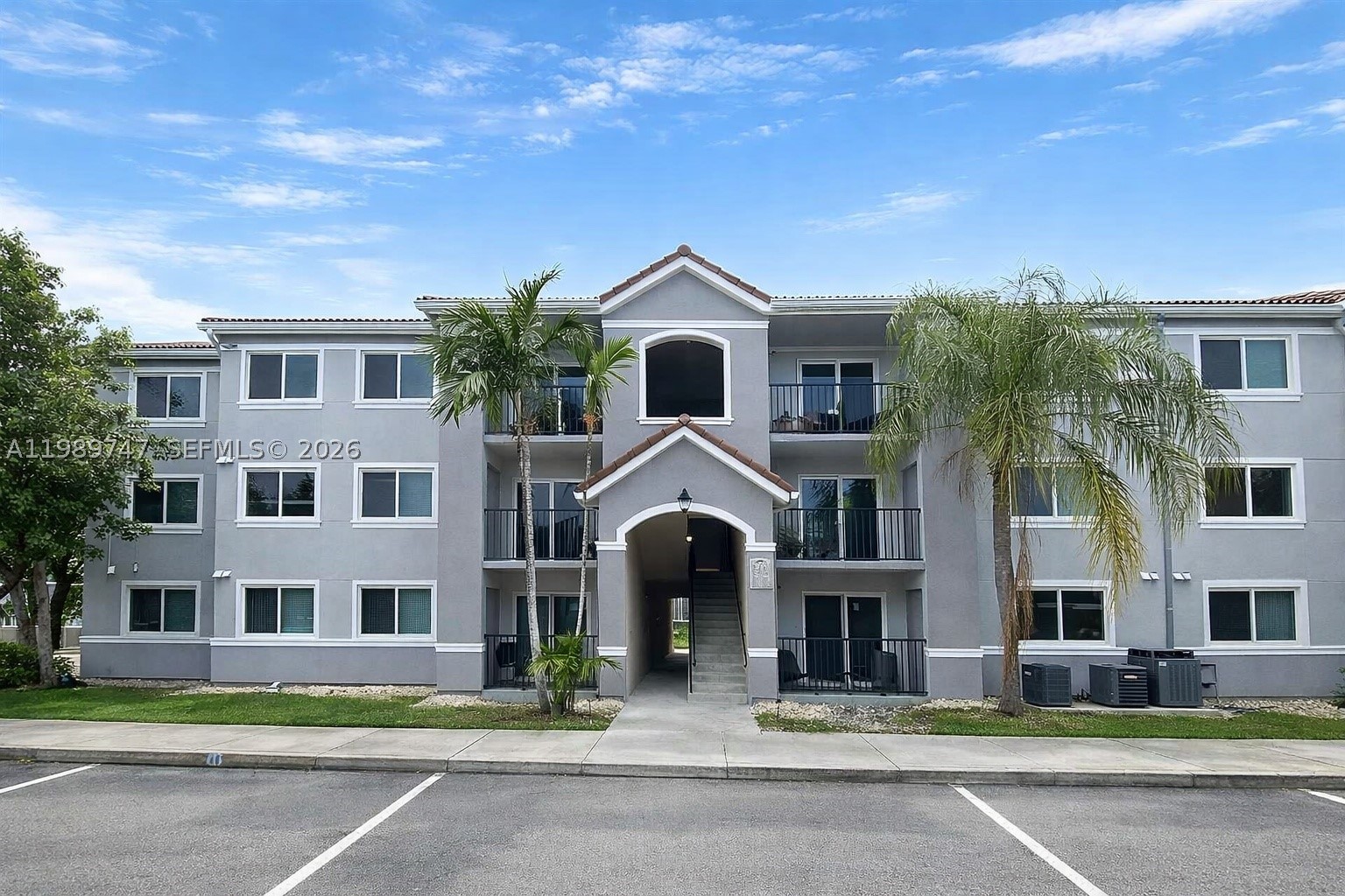 15470 SW 284th #3104 main architectural view