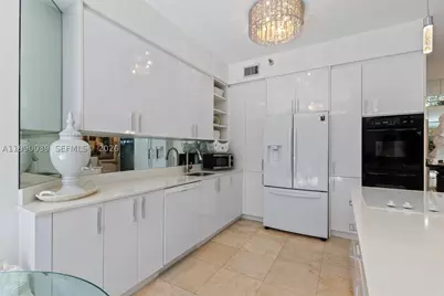 3530 Mystic Pointe #114, Aventura, FL 33180 - Photo 5