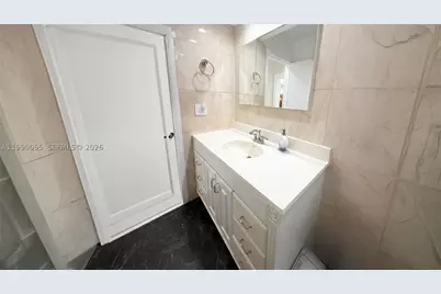 136 SE 2nd, Dania Beach, FL 33004 - Photo 13