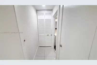 136 SE 2nd, Dania Beach, FL 33004 - Photo 11