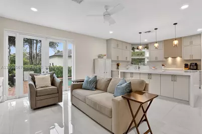 4953 Kensington, Coral Springs, FL 33076 - Photo 11