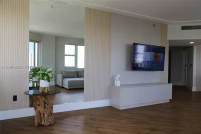 20000 E Country Club #1016, Aventura, FL 33180 - Photo 9