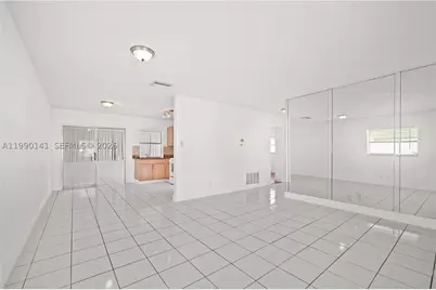 7004 NW 67th, Tamarac, FL 33321 - Photo 5