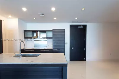 200 Biscayne Blvd #4512, Miami, FL 33131 - Photo 1