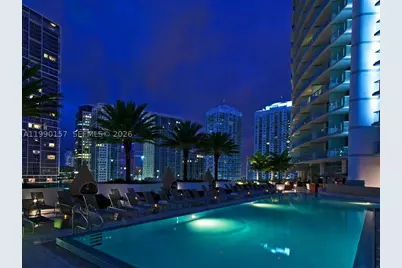 200 Biscayne Blvd #4512, Miami, FL 33131 - Photo 17