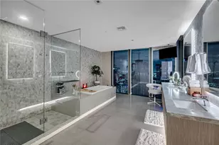 68 SE 6th, Miami, FL 33131 - Photo 27