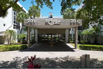 201 178th #423, Sunny Isles Beach, FL 33160 - Photo 1