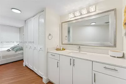 3101 N Country Club #102, Aventura, FL 33180 - Photo 17