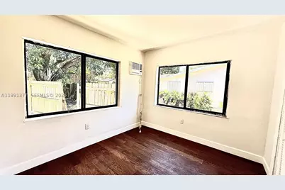 1352 NW 112th, Miami, FL 33167 - Photo 7