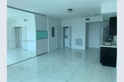90 SW 3rd #3610, Miami, FL 33130 - Photo 7