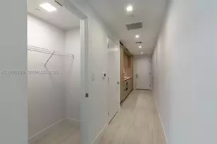 77 SE 5th, Miami, FL 33131 - Photo 81