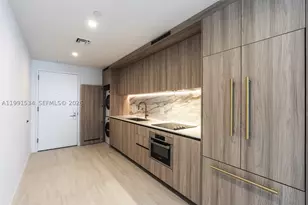 77 SE 5th, Miami, FL 33131 - Photo 47