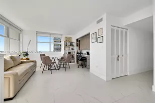 1420 Brickell Bay, Miami, FL 33131 - Photo 23
