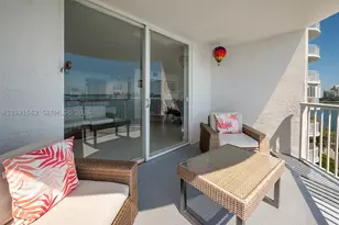 1420 Brickell Bay, Miami, FL 33131 - Photo 37