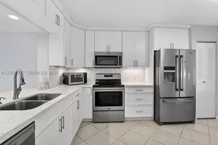 901 SW 128th, Pembroke Pines, FL 33027 - Photo 1