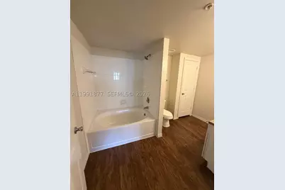 [Address not provided], Pembroke Pines, FL 33025 - Photo 9