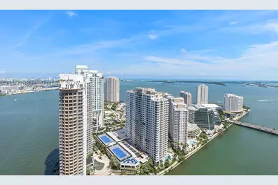465 Brickell #3905, Miami, FL 33131 - Photo 15