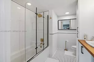 350 S Miami, Miami, FL 33130 - Photo 15