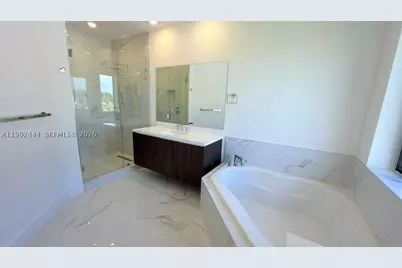19708 NE 14th, Miami, FL 33179 - Photo 11