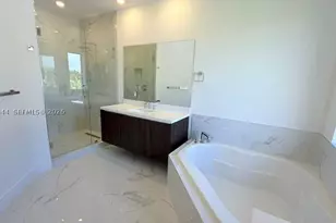 19708 NE 14th, Miami, FL 33179 - Photo 11