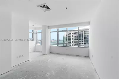 1395 Brickell #3407, Miami, FL 33131 - Photo 9