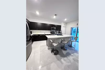 19303 SW 132nd, Miami, FL 33177 - Photo 9