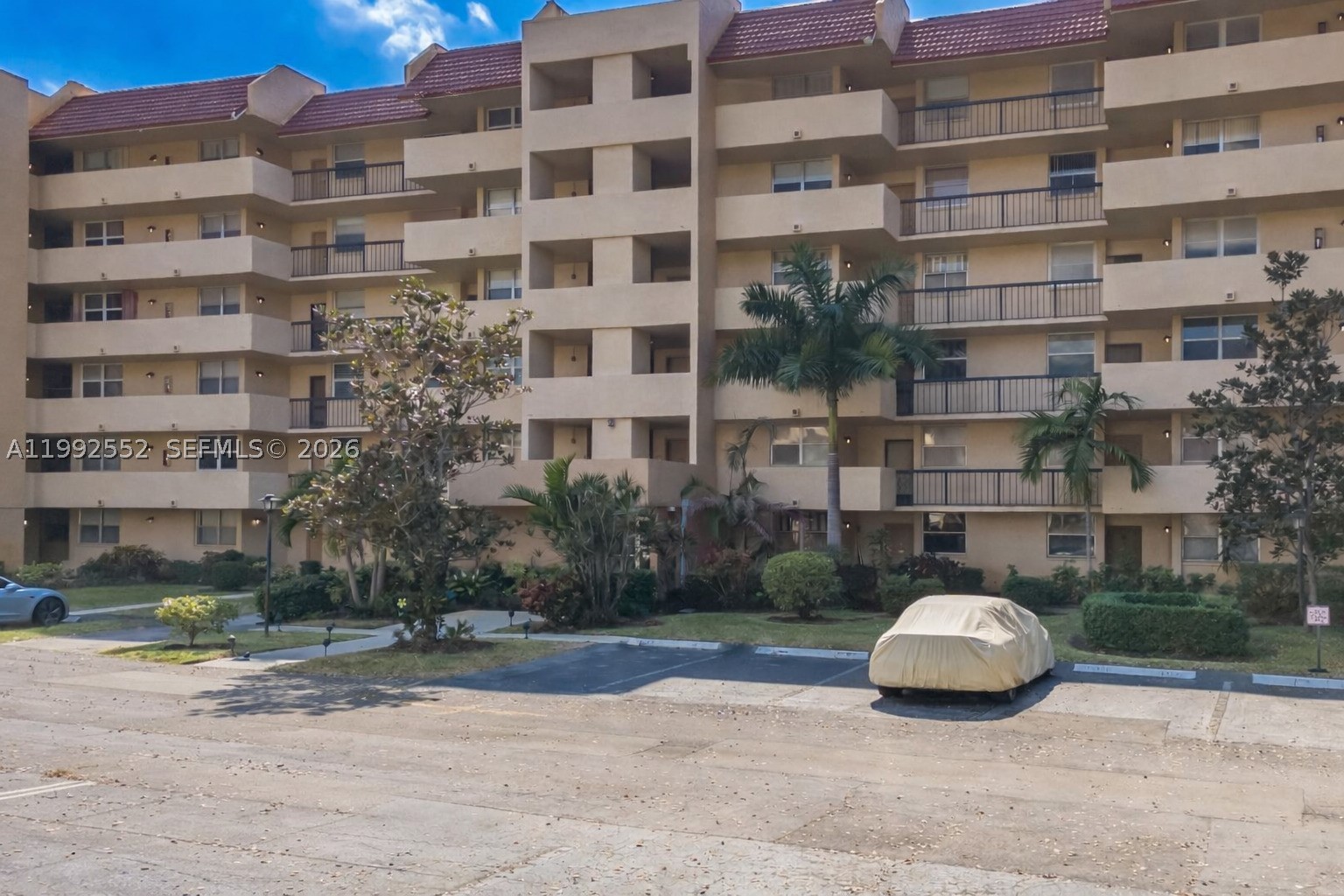 3671 Environ #368 - 3671 Environ #368, Lauderhill, FL 33319 Luxury Property | Jose Angel Pina