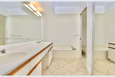 3500 Mystic Pointe #1207, Aventura, FL 33180 - Photo 17