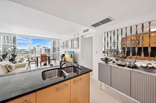 6801 Collins, Miami Beach, FL 33141 - Photo 13