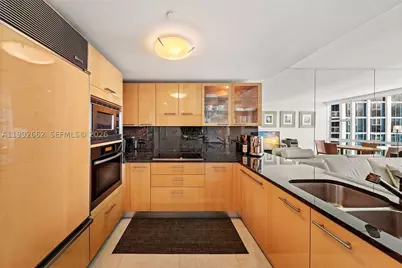 6801 Collins #1414, Miami Beach, FL 33141 - Photo 19