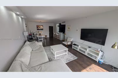 1500 Bay #822S, Miami Beach, FL 33139 - Photo 7