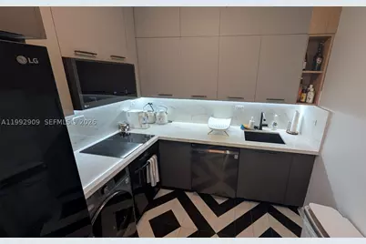 1500 Bay #822S, Miami Beach, FL 33139 - Photo 23