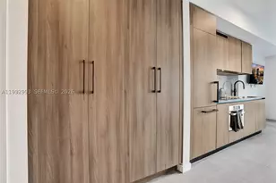 121 NE 5th, Miami, FL 33132 - Photo 11