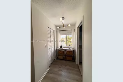 1054 SE 6th, Dania Beach, FL 33004 - Photo 3