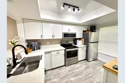 300 Promenade #105, Other Fl City, FL 34698 - Photo 5