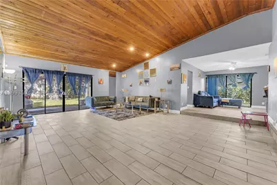 5701 NW 54th, Tamarac, FL 33319 - Photo 3