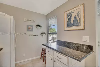 14 Royal Palm #303 (Available Jan 1), Boca Raton, FL 33432 - Photo 9
