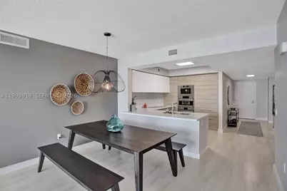 300 Sunny Isles #4-903, Sunny Isles Beach, FL 33160 - Photo 5