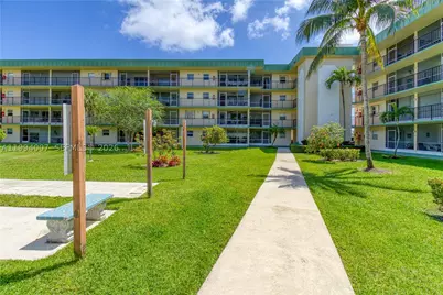 804 SE 7th #107, Deerfield Beach, FL 33441 - Photo 37