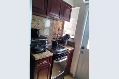 4015 Indian Creek #302, Miami Beach, FL 33140 - Photo 5