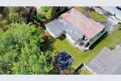 12901 NW Miami, Miami, FL 33168 - Photo 7