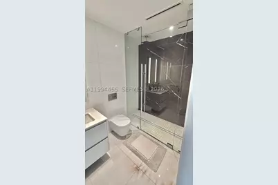 300 Biscayne Boulevard #3409W, Miami, FL 33131 - Photo 7