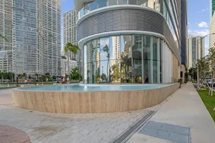 300 Biscayne Blvd, Miami, FL 33131 - Photo 1