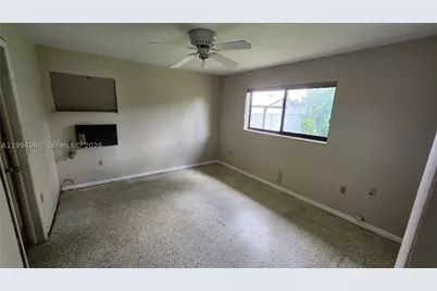 6241 NW 110th, Hialeah, FL 33012 - Photo 9