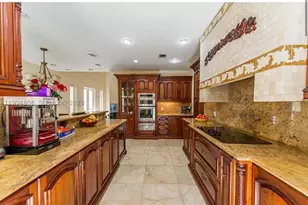 3630 Justison, Miami, FL 33133 - Photo 5