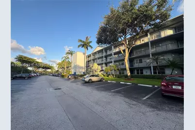 12500 SW 5th #112M, Pembroke Pines, FL 33027 - Photo 11