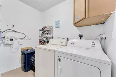 8820 SW 27th, Miami, FL 33165 - Photo 25