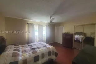 319 NE 14th, Hallandale Beach, FL 33009 - Photo 9