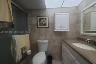 319 NE 14th, Hallandale Beach, FL 33009 - Photo 11
