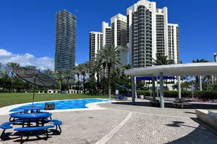 19370 Collins, Sunny Isles Beach, FL 33160 - Photo 43
